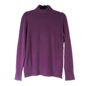 NEW, Qi Turtleneck Cashmere Sweater in Purple - Size M #S7414